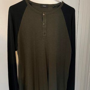 Men's Theory Henley (Black/Green) (Medium / M)